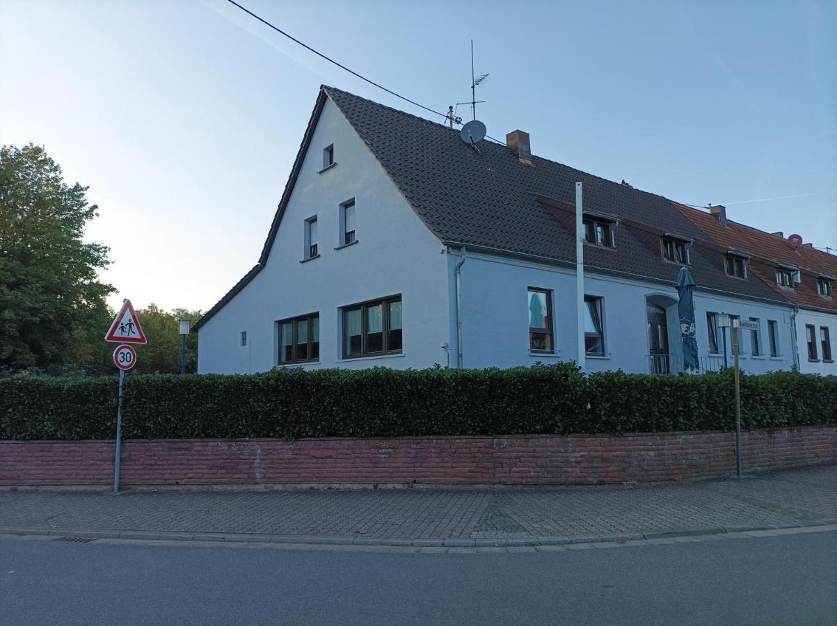 Apartament Gaststaette Molitor Saarlouis Zewnętrze zdjęcie