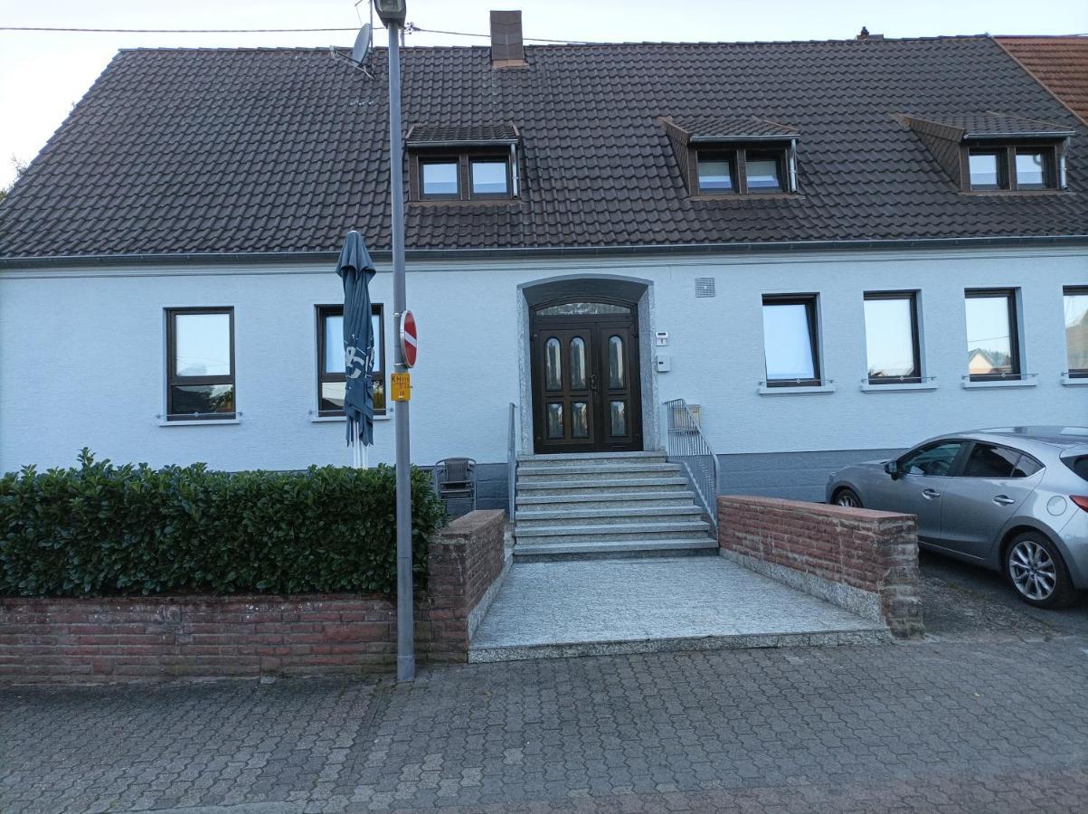 Apartament Gaststaette Molitor Saarlouis Zewnętrze zdjęcie